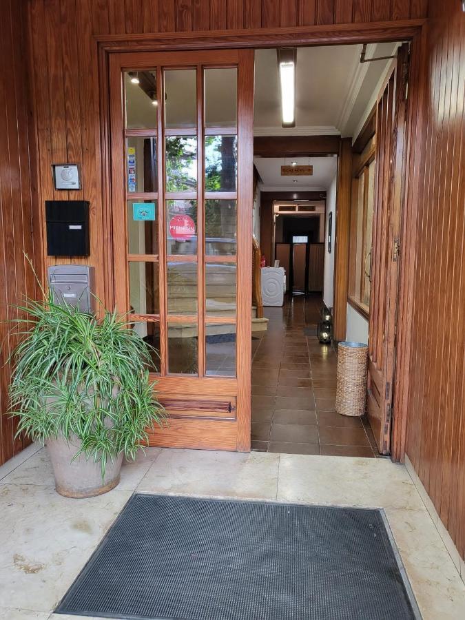 Hostal Torras Sant Hilari Sacalm Exterior foto